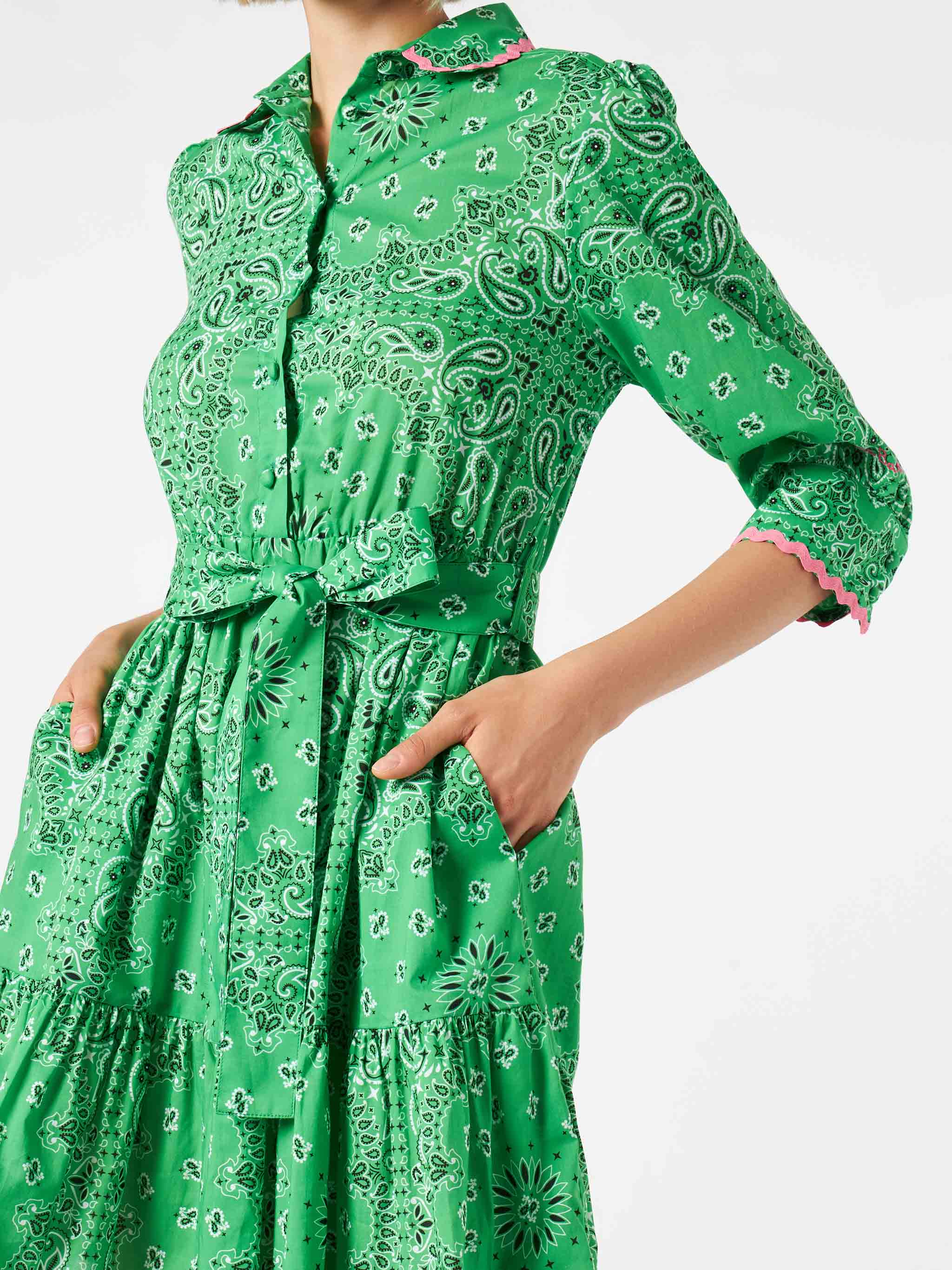 Cotton short dress Daisi with bandana print and embroideries - Image 3