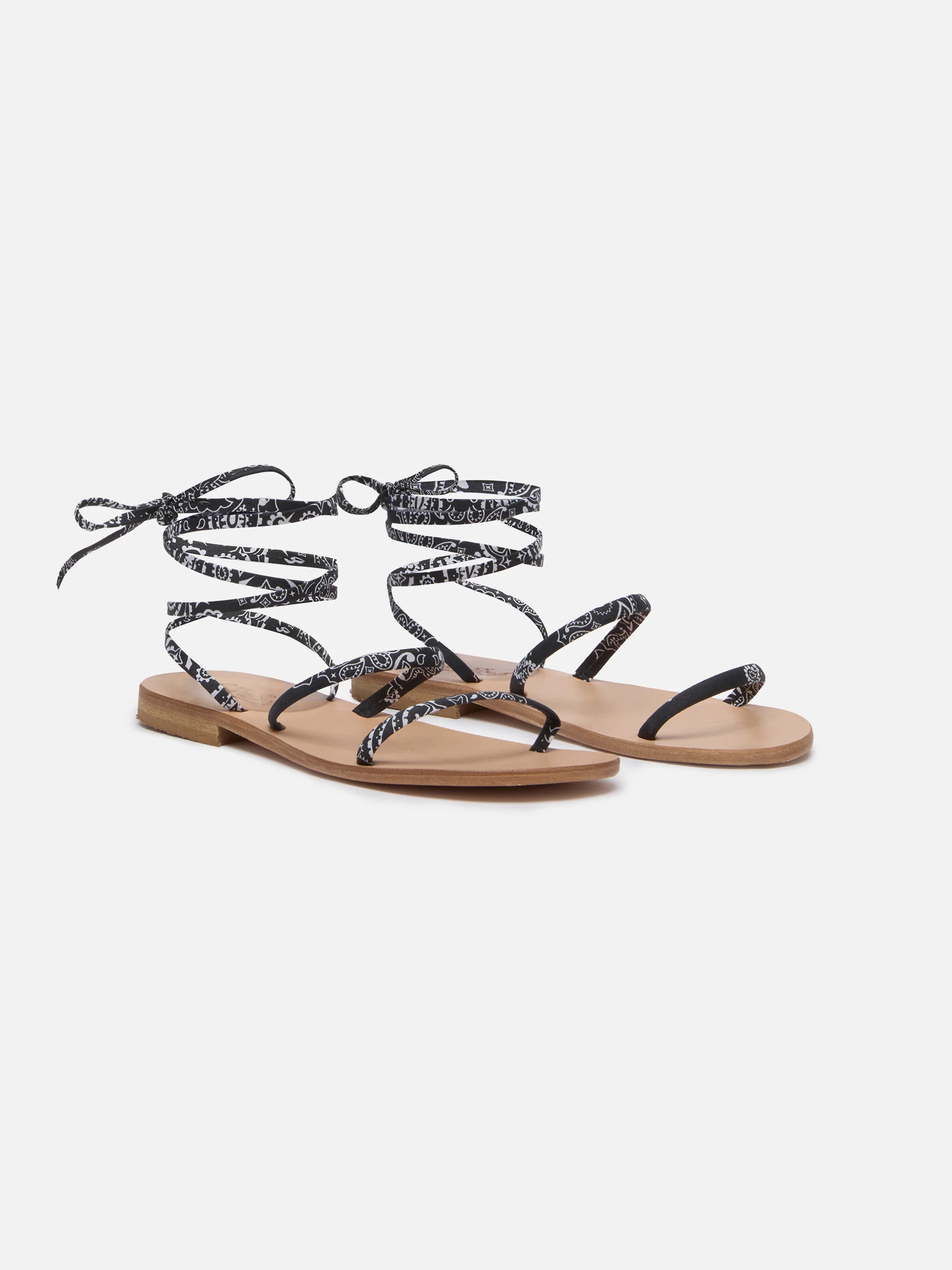 Wrap flat Sandals with bandana print