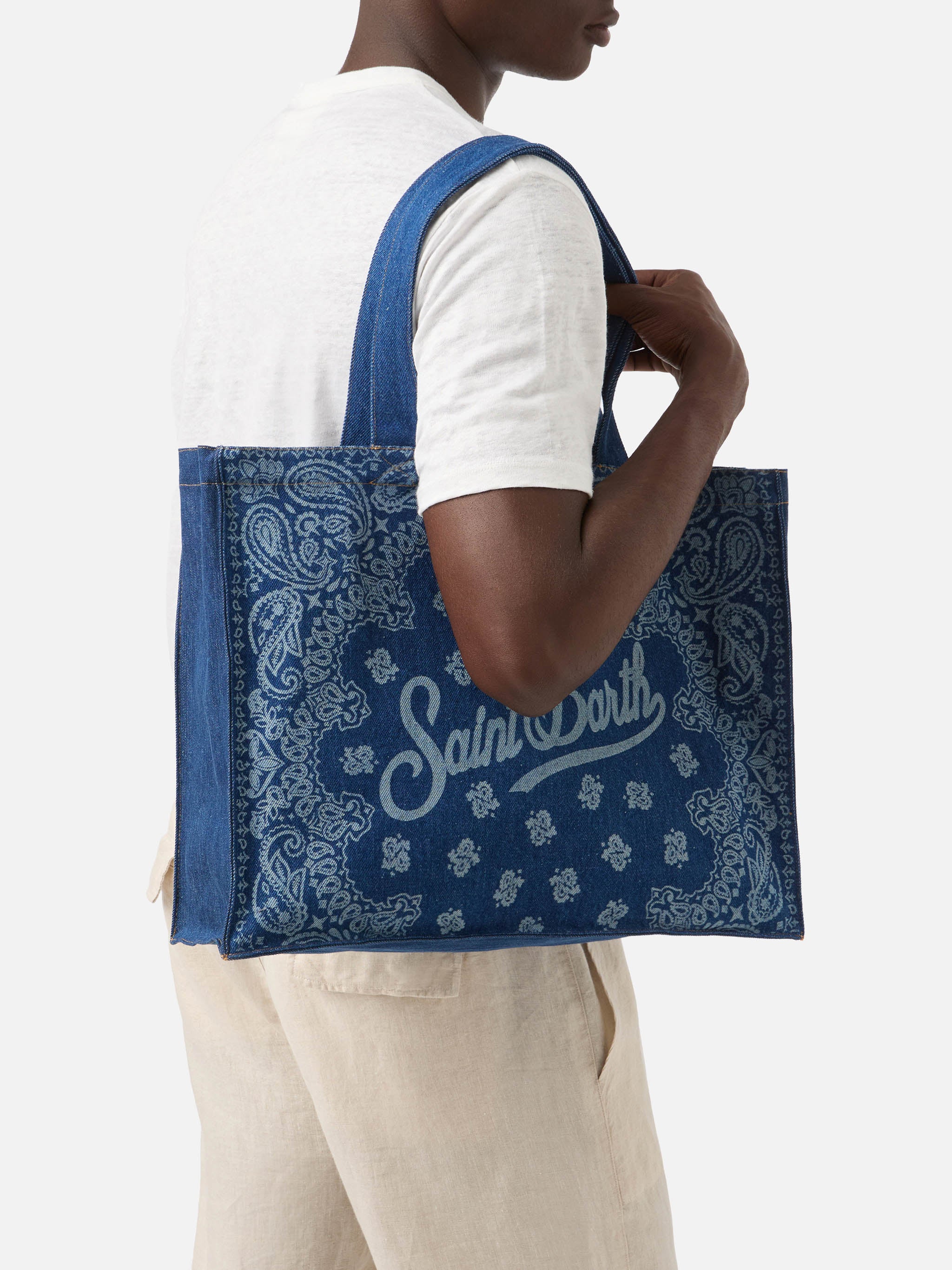 Essential denim tote bag with bandana print and contrasting logo - Image 2