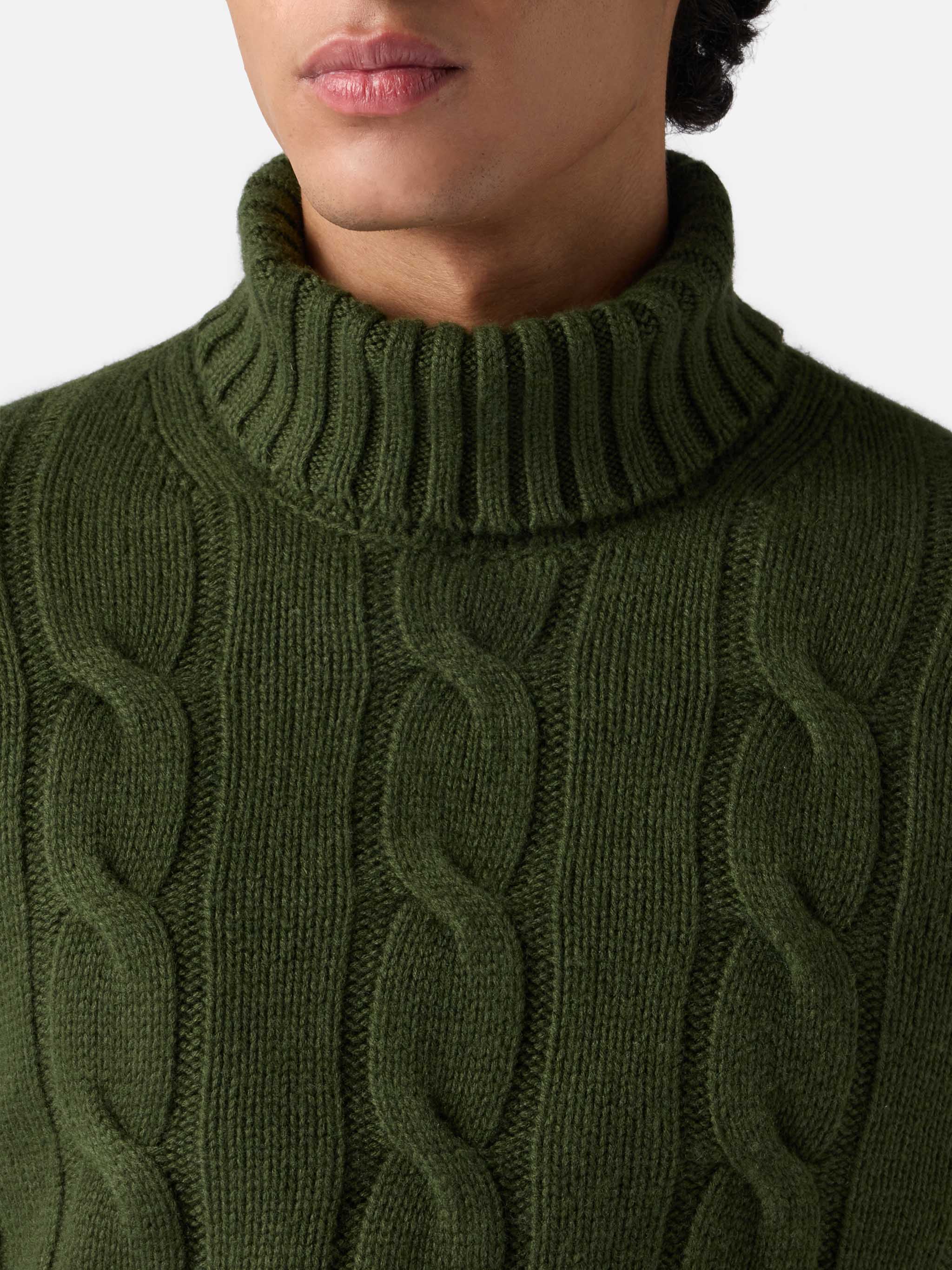 Fisherman cable-knit turtleneck sweater with Fuori pista jacquard military green - Image 2