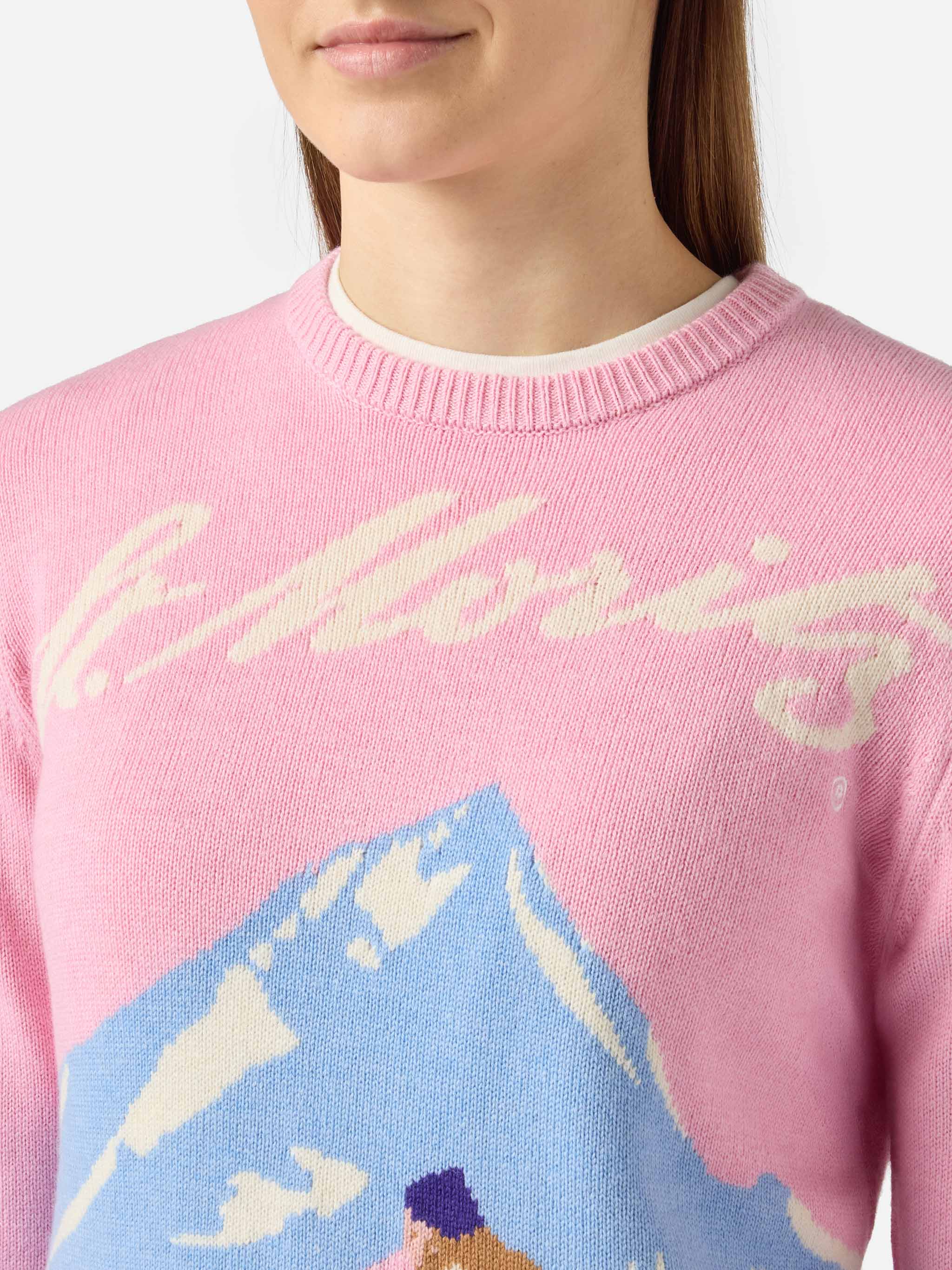 New Queen cashmere-blend sweater in pink with St. Moritz postcard jacquard | ST. MORITZ SPECIAL EDITION - Image 2