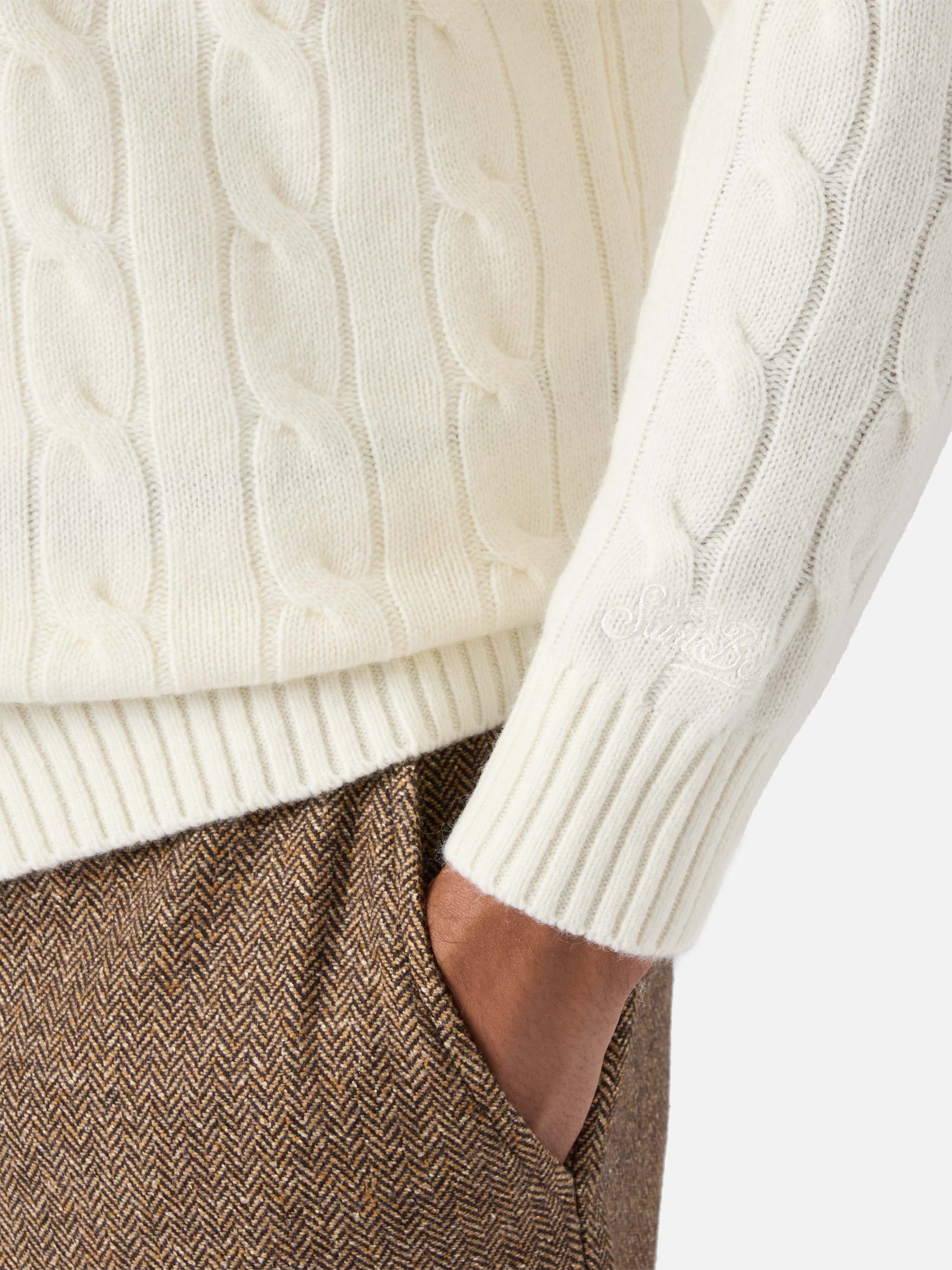Crewneck cable-knit sweater Regent in 100% white WOOL - Image 4