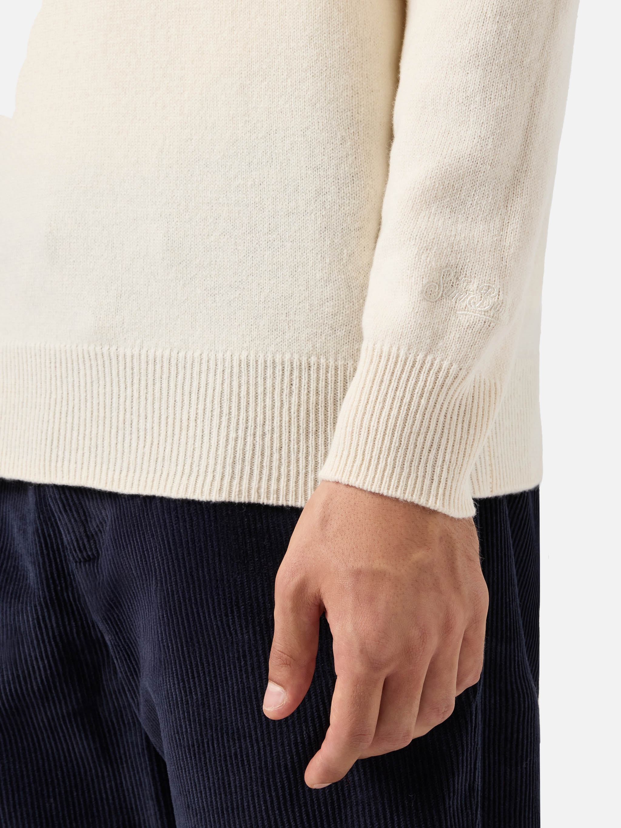 Regent 100% LAMBSWOOL sweater in white - Image 4