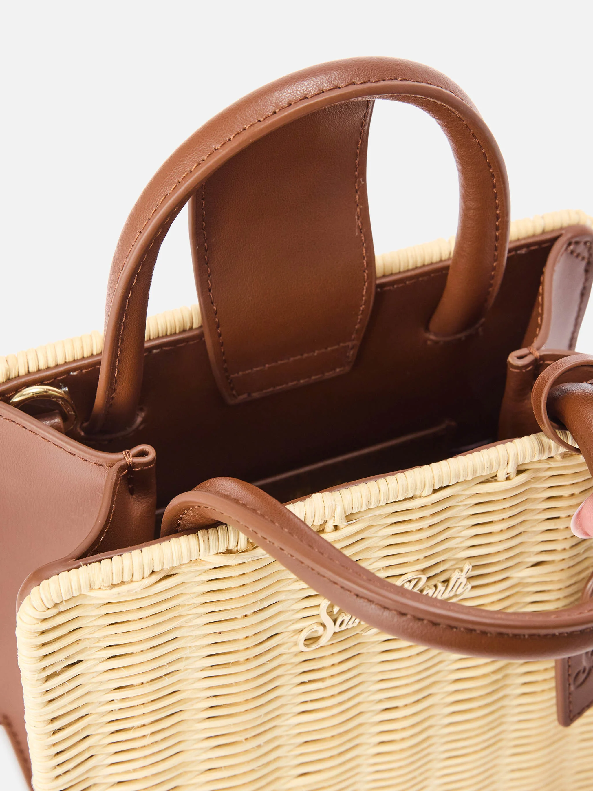 Structured Shop Mini bag in wicker with brown leather details - Image 4