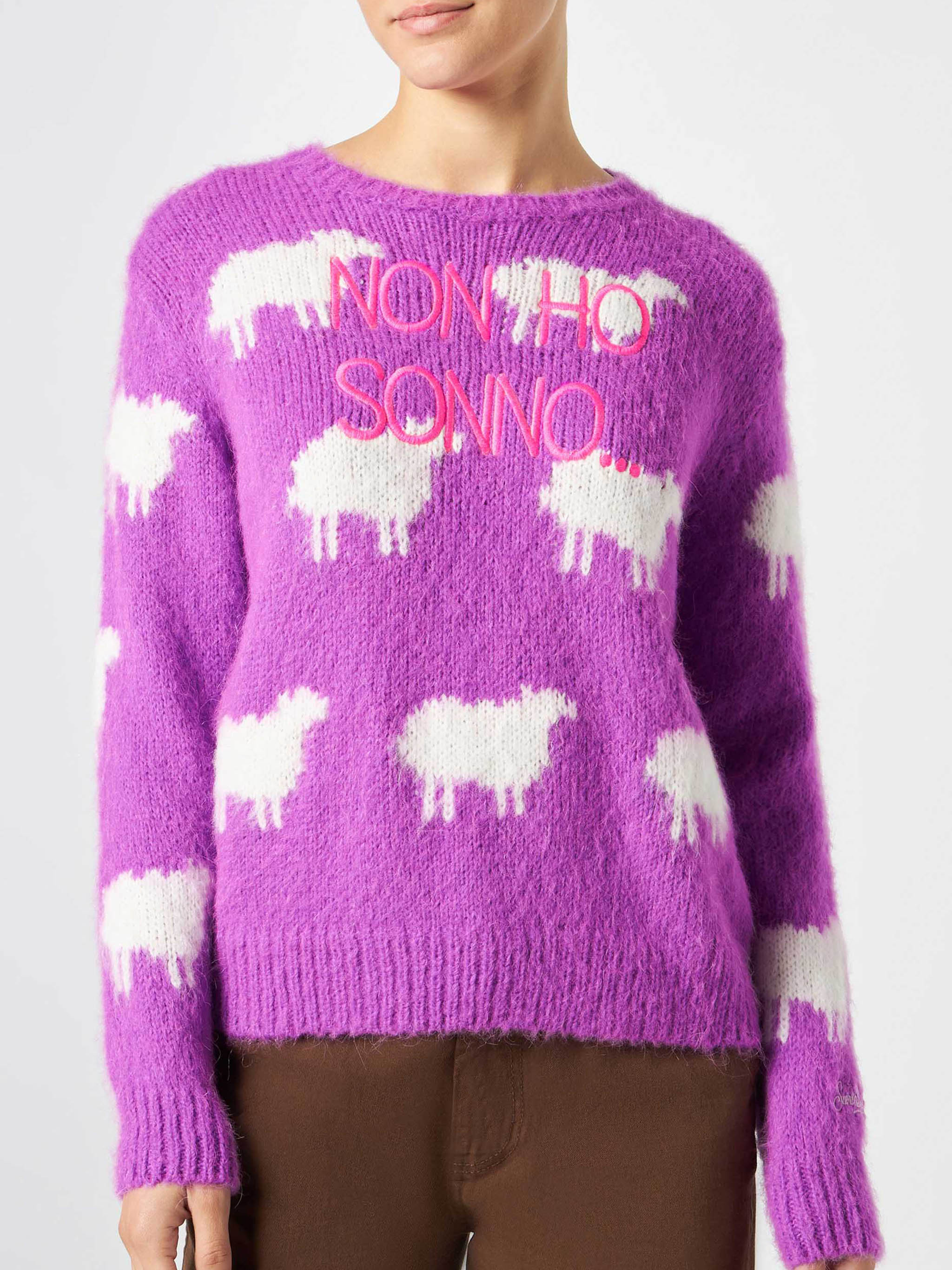 New Queen lilac brushed sweater with embroidery