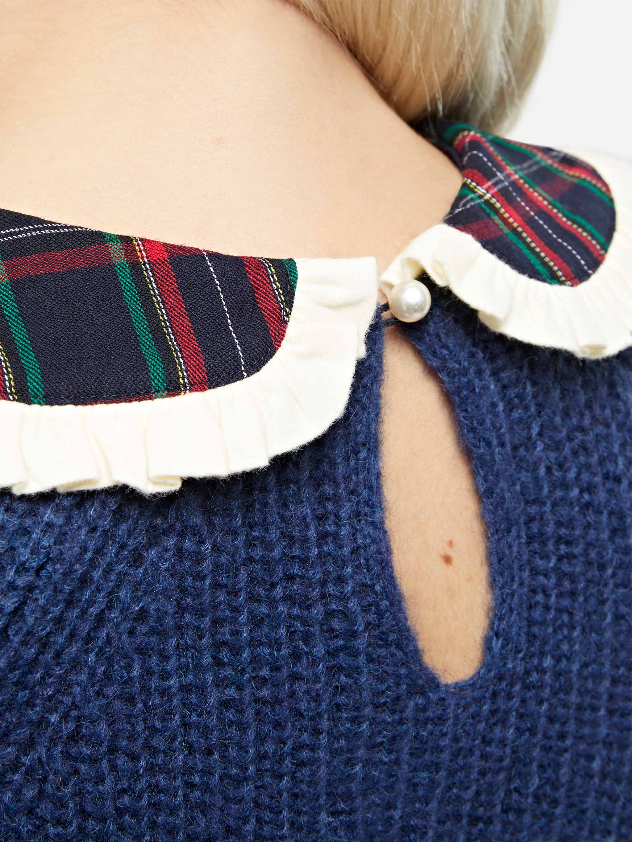 Woman navy blue ribbed sweater Calia with tartan collar and bow - Image 2